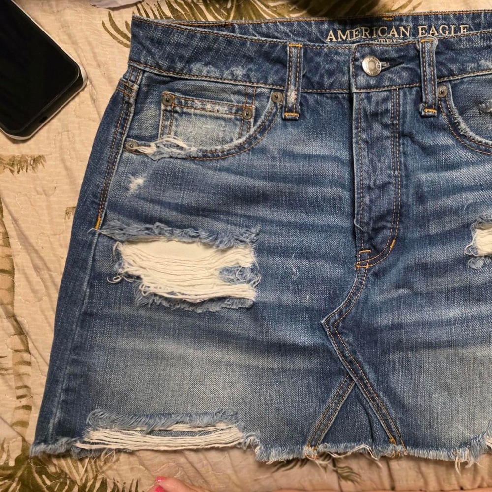 American Eagle Distressed Denim Mini Skirt Blue Frayed Hem Womens